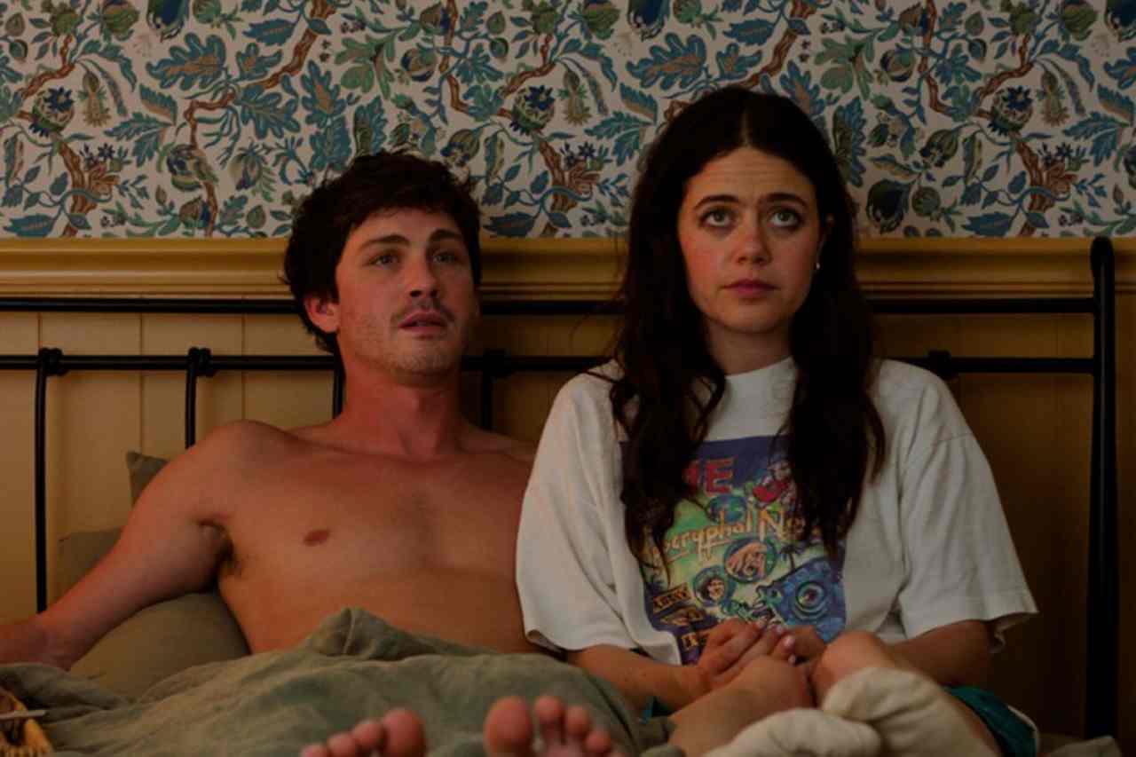 ‘Oh, Hello!’ Places Molly Gordon and Logan Lerman in Softboy Hell